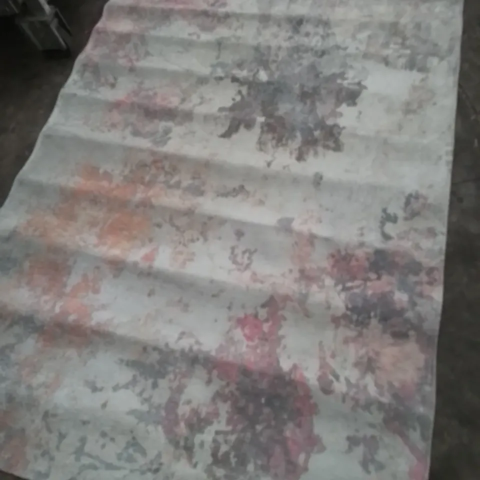 DESIGNER RUG WITH PATTERNS (VARIOUS COLOURS)  171X116CM