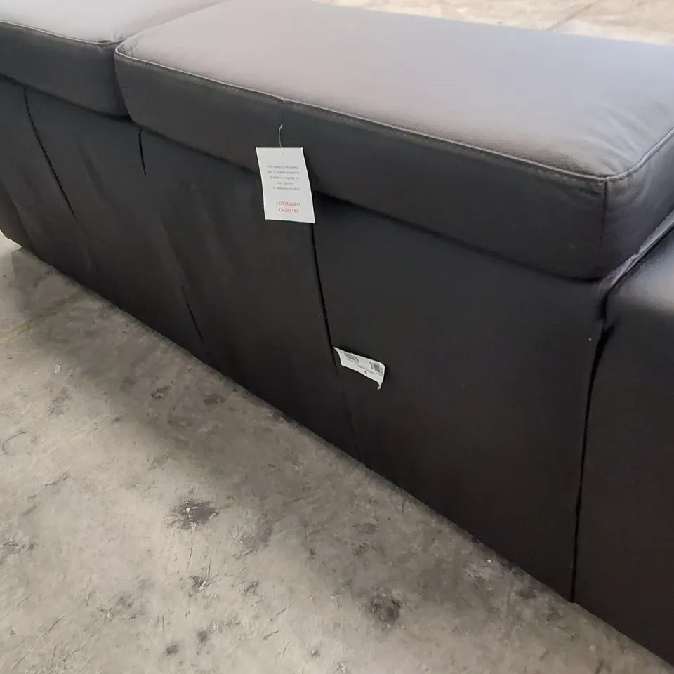 DESIGNER ITALIAN STYLE THREE SEATER SOFA BLACK LEATHER  WITH ADJUSTABLE HEADRESTS 