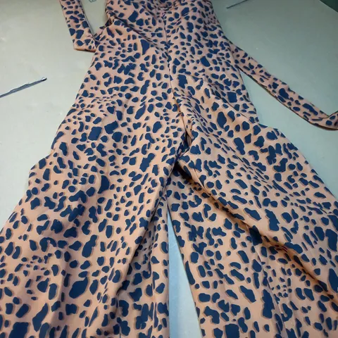 STYLE CHEAT LEOPARD PRINT JUMPSUIT - SIZE 10