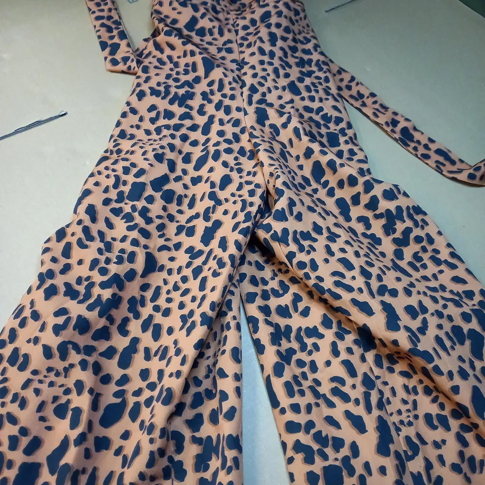 STYLE CHEAT LEOPARD PRINT JUMPSUIT - SIZE 10