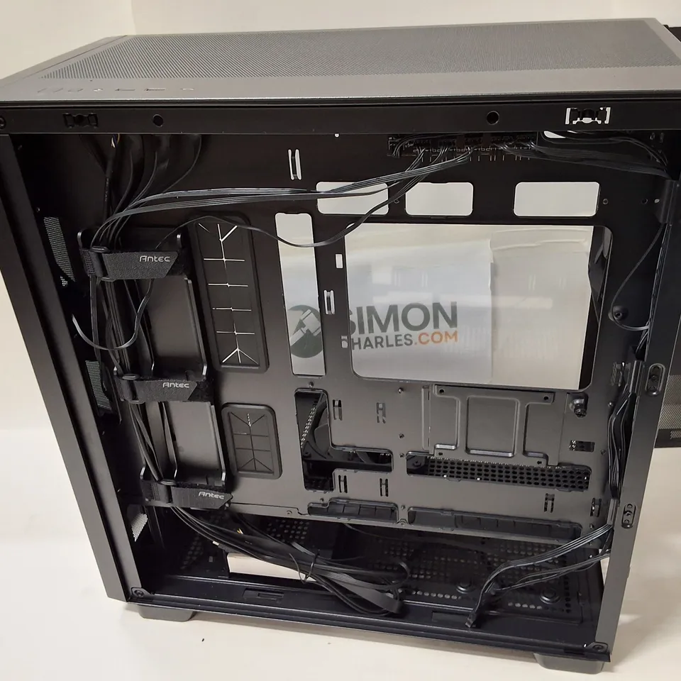 ANTEC FLUX BLACK PC CASE – MID-TOWER CHASSIS WITH MESH FRONT AND WOOD TRIM