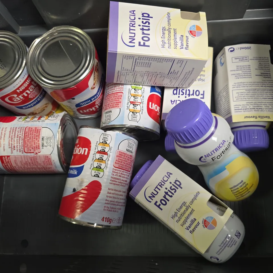 APPROXIMATELY 8 ASSORTED DRINKS ITEMS TO INCLUDE - FORTISIP VANILLA FLAVOUR  , NESTLE EVAPORATED MILK 