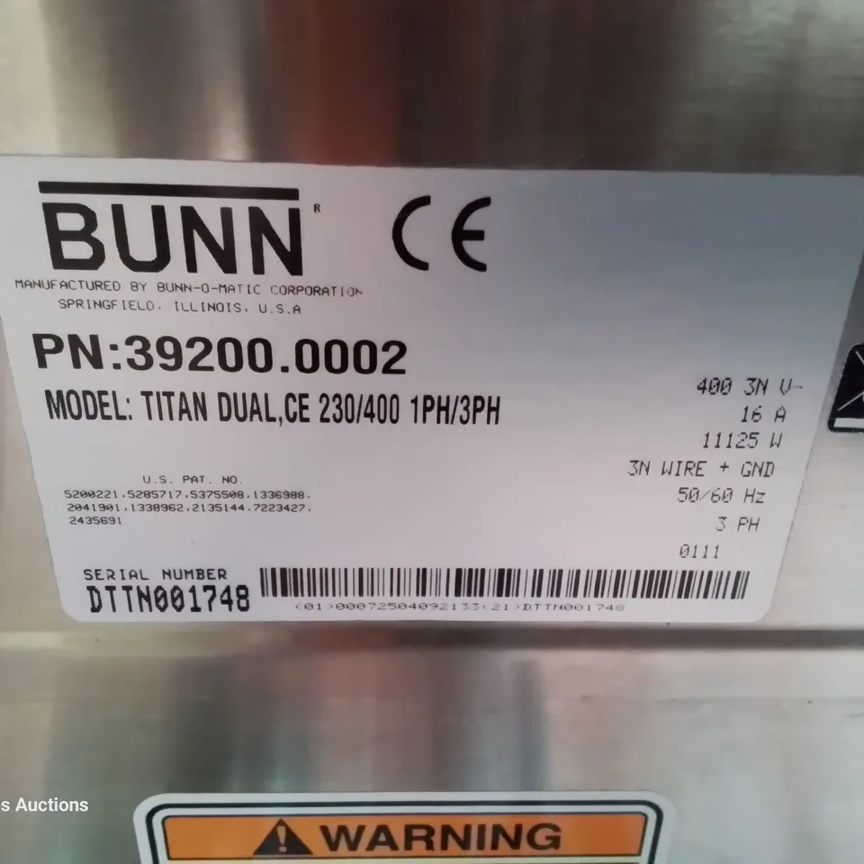 BUNN DUAL TITAN COMMERCIAL COFFEE BREWER