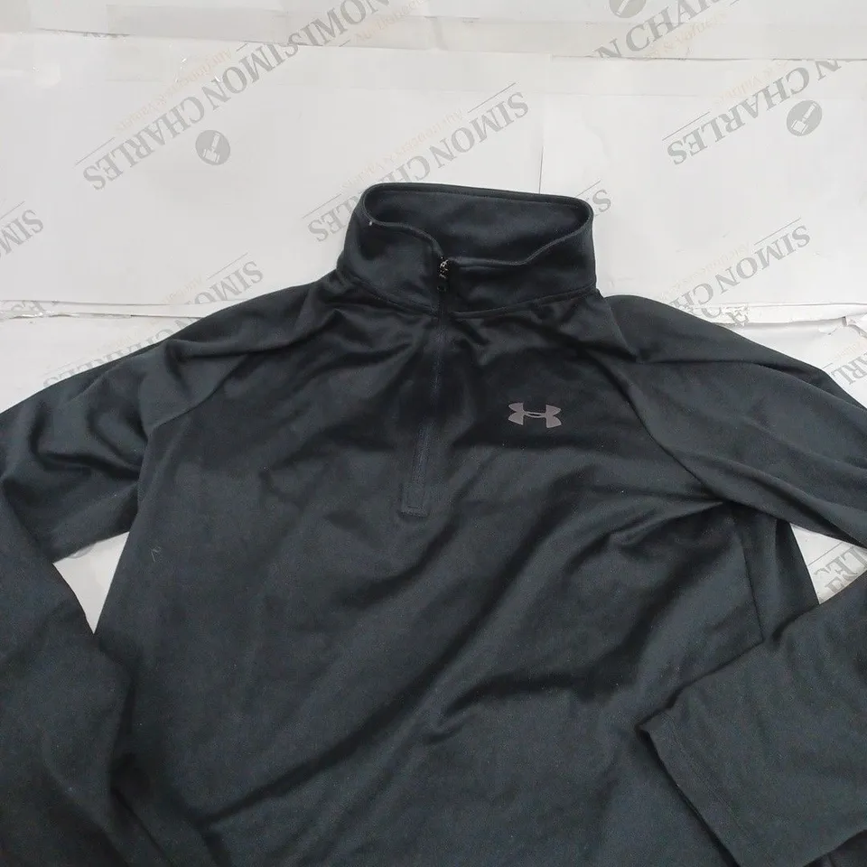 BLACK UNDER ARMOUR SIZE S 