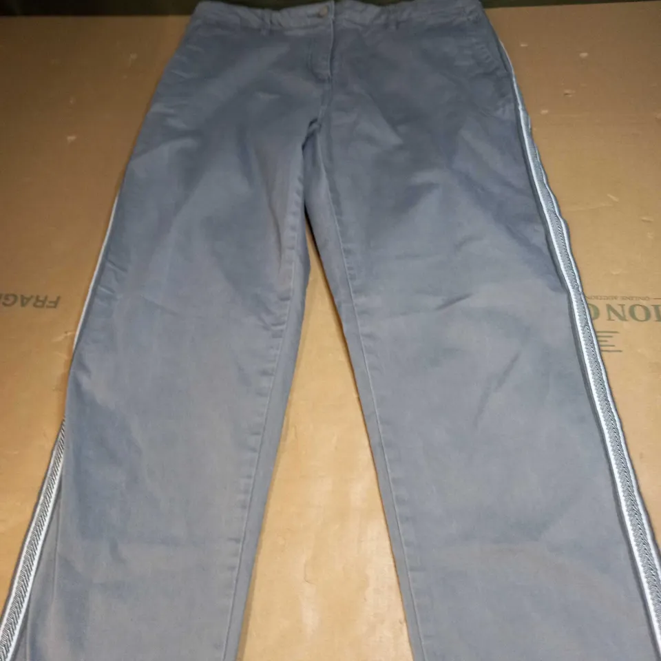 JOULES STRAIGHT CUT JEANS SIZE 12