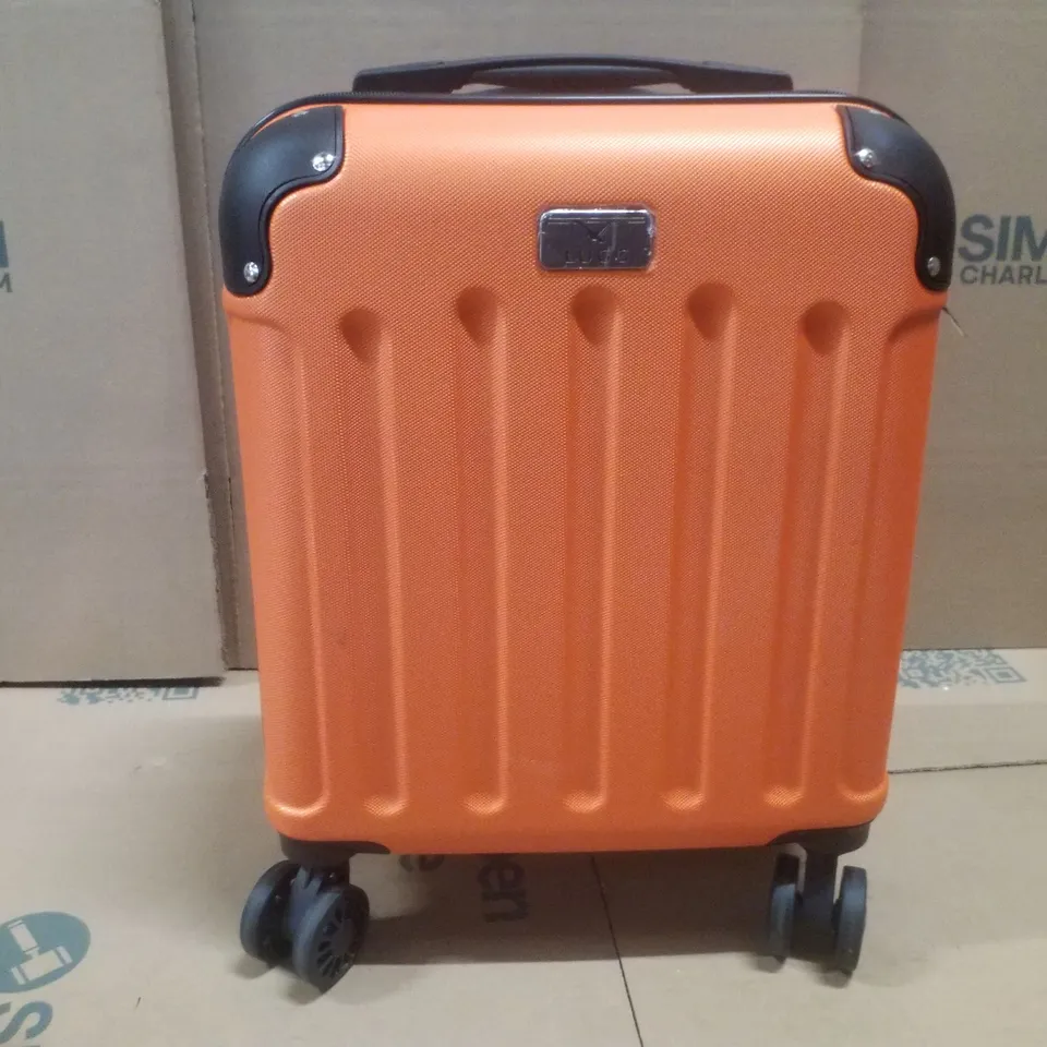 LUGG SKYWANDER 15 INCH LIGHTWEIGHT UNDERSEAT CABIN BAG (45X34X20CM) - ORANGE