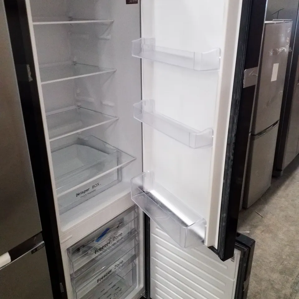 RUSSELL HOBBS FREESTANDING FRIDGE FREEZER BLACK - UNPROCESSED RAW RETURN