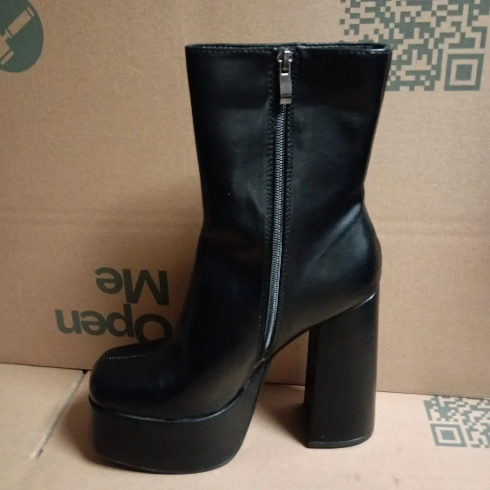 BOXED KOI BLACK PU PLATFORM ANKLE BOOTS WITH SIDE ZIP - 6/39