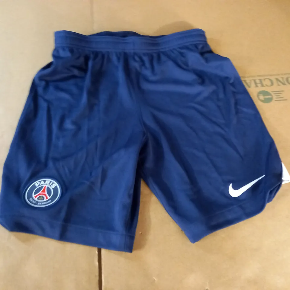 PARIS SAINT GERMAIN NAVY SHORTS - M