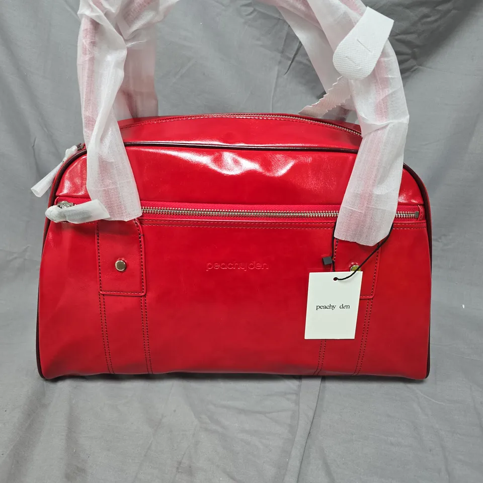 PEACHY DEN BOWLER BAG