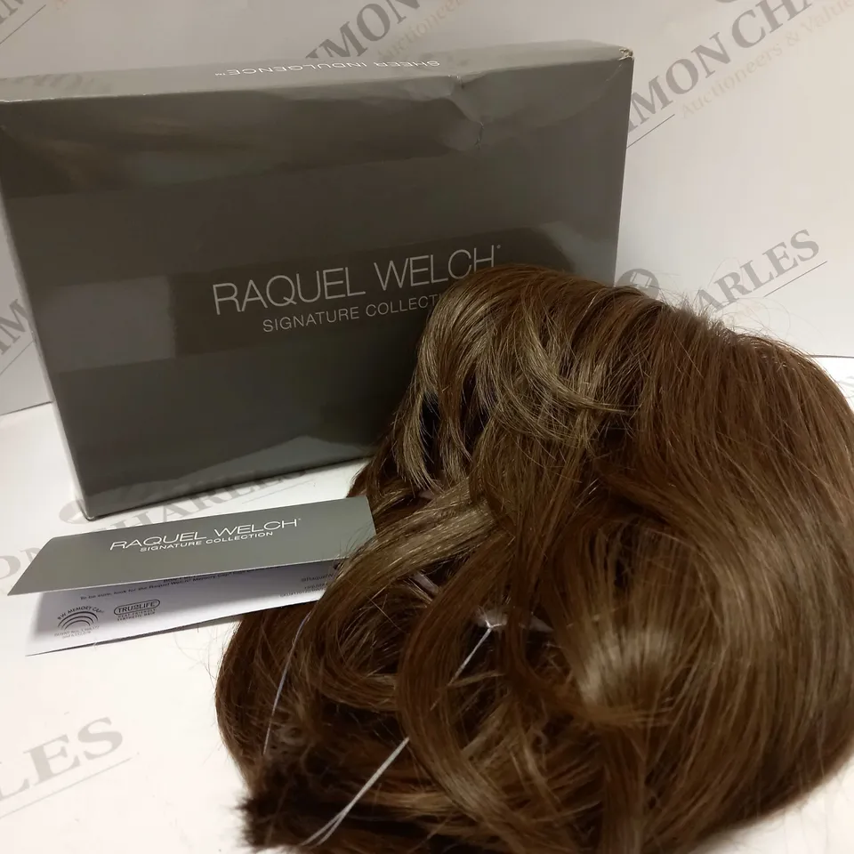 RAQUEL WELCH CLASSIC CUT RL10/12 WIG