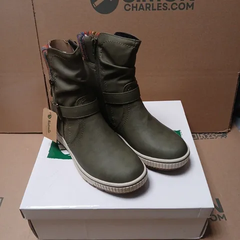 NATRELLE GILLAN GREEN ANKLE BOOTS – 3