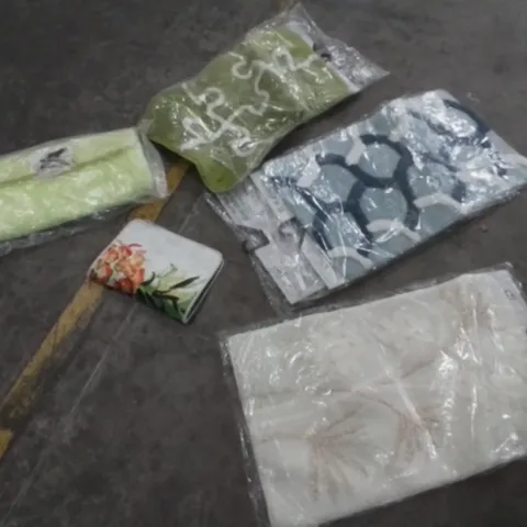 ASSORTED BATHMAT SETS X 5
