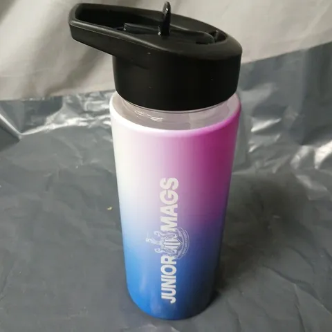 NEWCASTLE UNITED JUNIOR MAGS SPORTS BOTTLE WITH BLACK FLIP-TOP LID