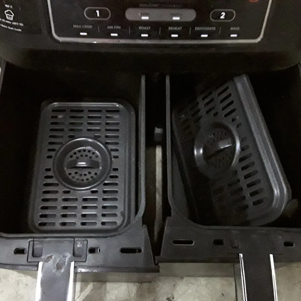 BOXED NINJA FOODI DUAL ZONE 7.6L AIR FRYER 