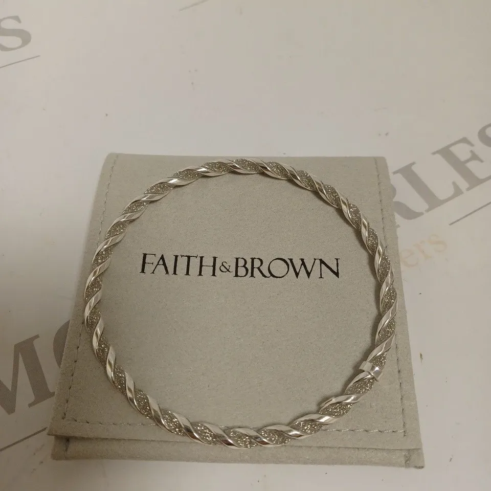 FAITH & BROWN STERLING SILVER STARDUST BRACELET IN SILVER