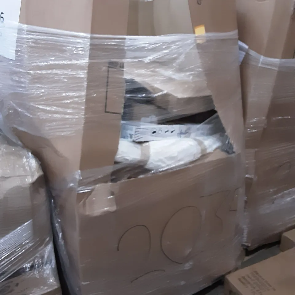 PALLET OF ASSORTED PRODUCTS INCLUDING ARONT CHAIR, 4 PANEL PET GATE, SPLINKTECH TV WALL BRACKET, 30" ELECTRIC GUITAR, WHEELCHAIR RAMPS, CAR LITTER BOX 