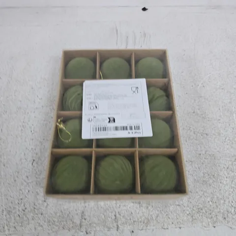 BOX OF 12 GREEN CHRISTMAS BAUBLES 