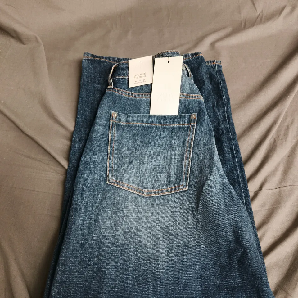 ZARA LOW RISE STRAIGHT JEANS – BLUE DENIM SIZE 38