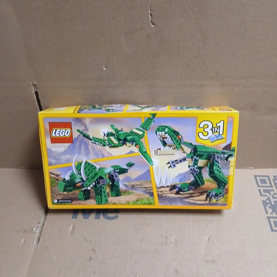 LEGO CREATOR 3 IN 1 7 - 12 BOXED