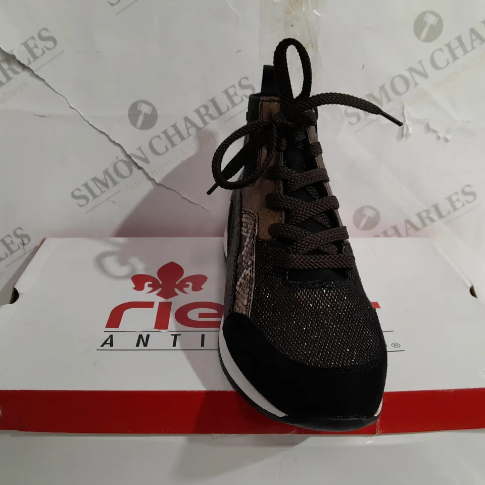 BOXED PAIR OF RIEKER HIGH TOP MIX MATERIAL TRAINER BOOTS IN BLACK UK SIZE 4