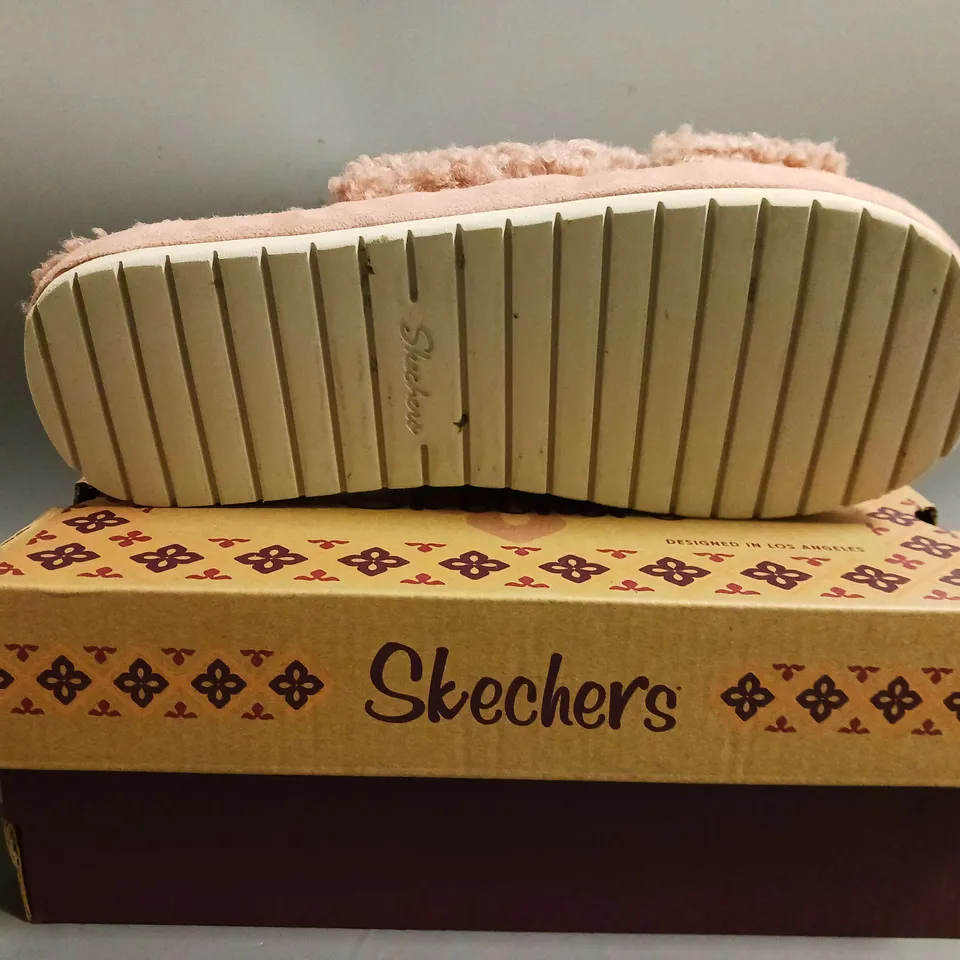 SKECHERS LADIES FLUFFY SLIDERS PINK SIZE 5