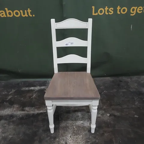 DESIGNER TRADITIONAL HIGH-BACKED WOODEN DINING CHAIR
