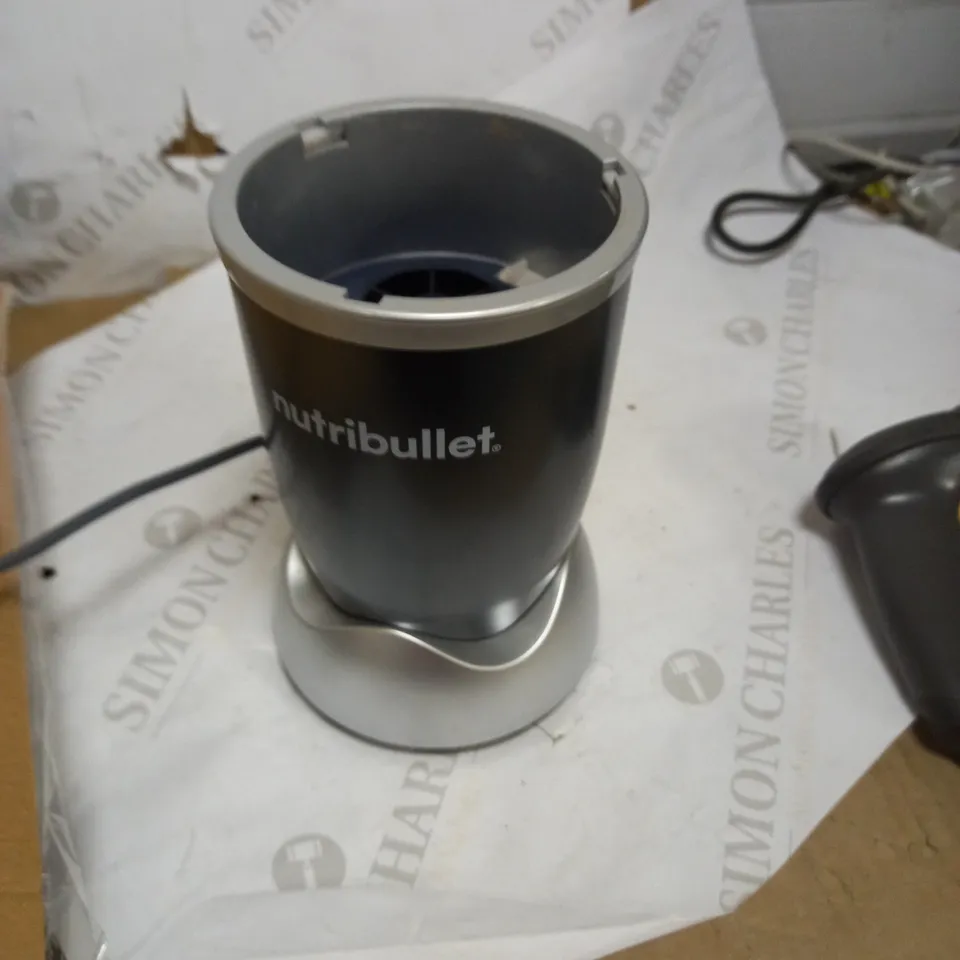NUTRIBULLET 600 SERIES HIGH SPEED BLENDER