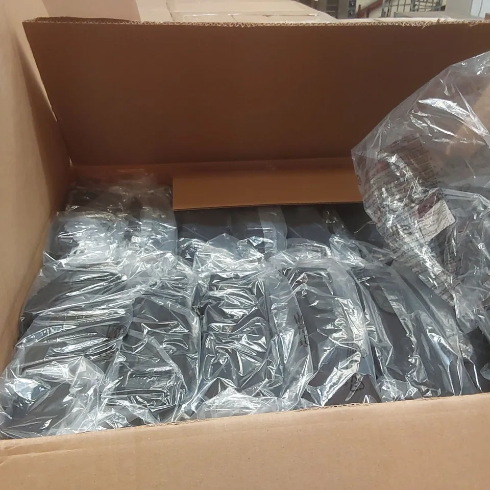 PALLET CONTAINING APPROXIMATELY 112x BRAND NEW TYPO ARTHUR SATCHELS