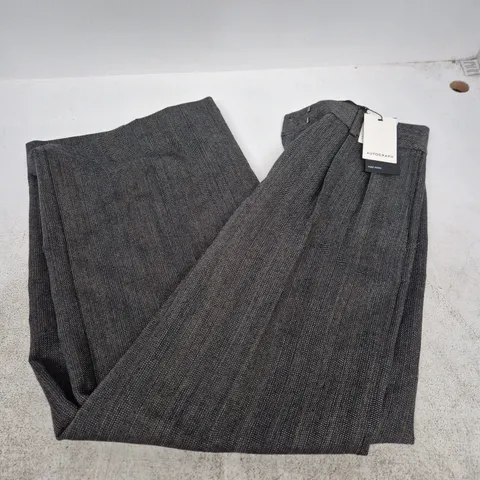 AUTOGRAPH WOMEN’S GREY PINSTRIPE TROUSERS – UK 8 (SIZE 8) – WITH TAGS