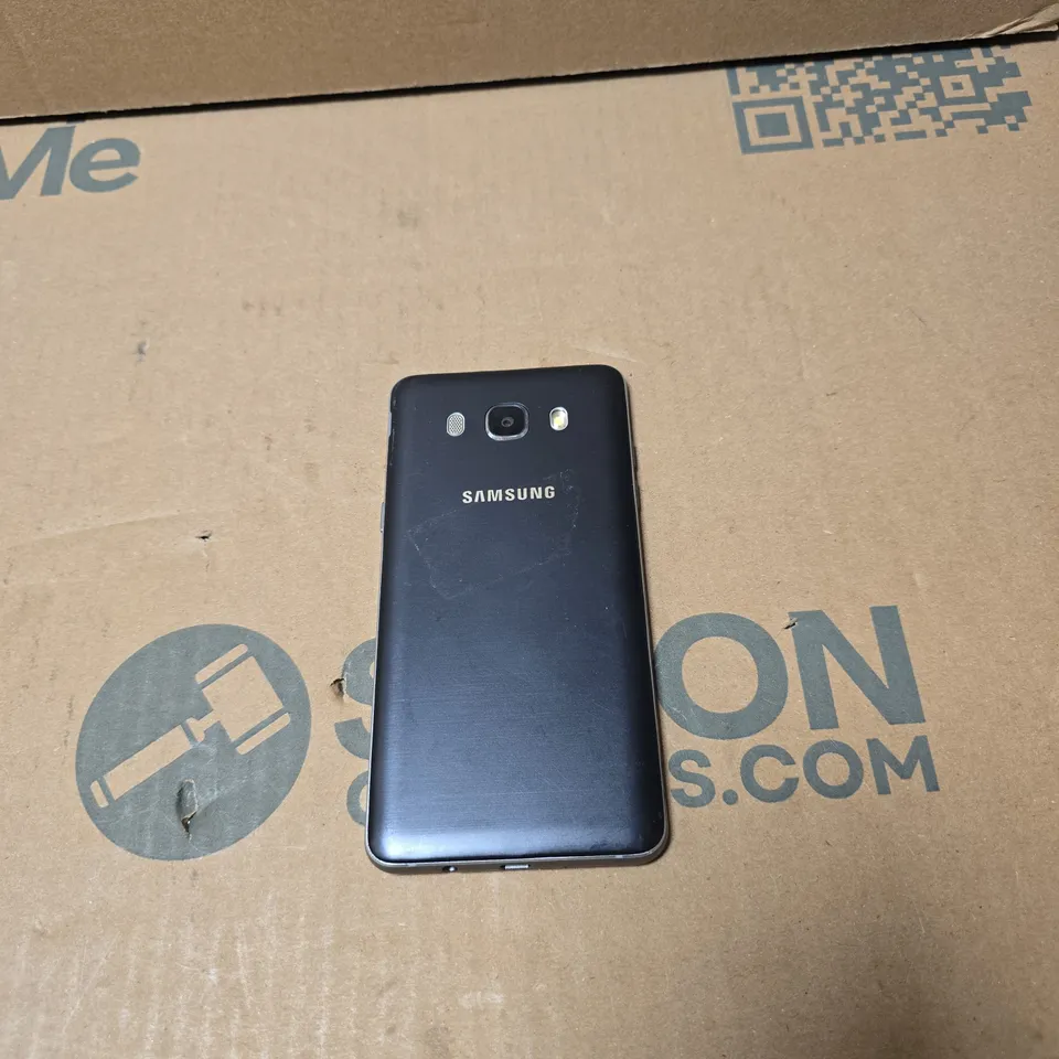 SAMSUNG GALAXY J5 PHONE