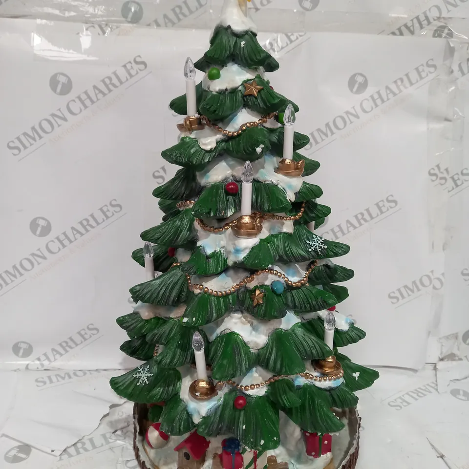 JENNINGS OUTDOOR LED CHRISTMAS TREE