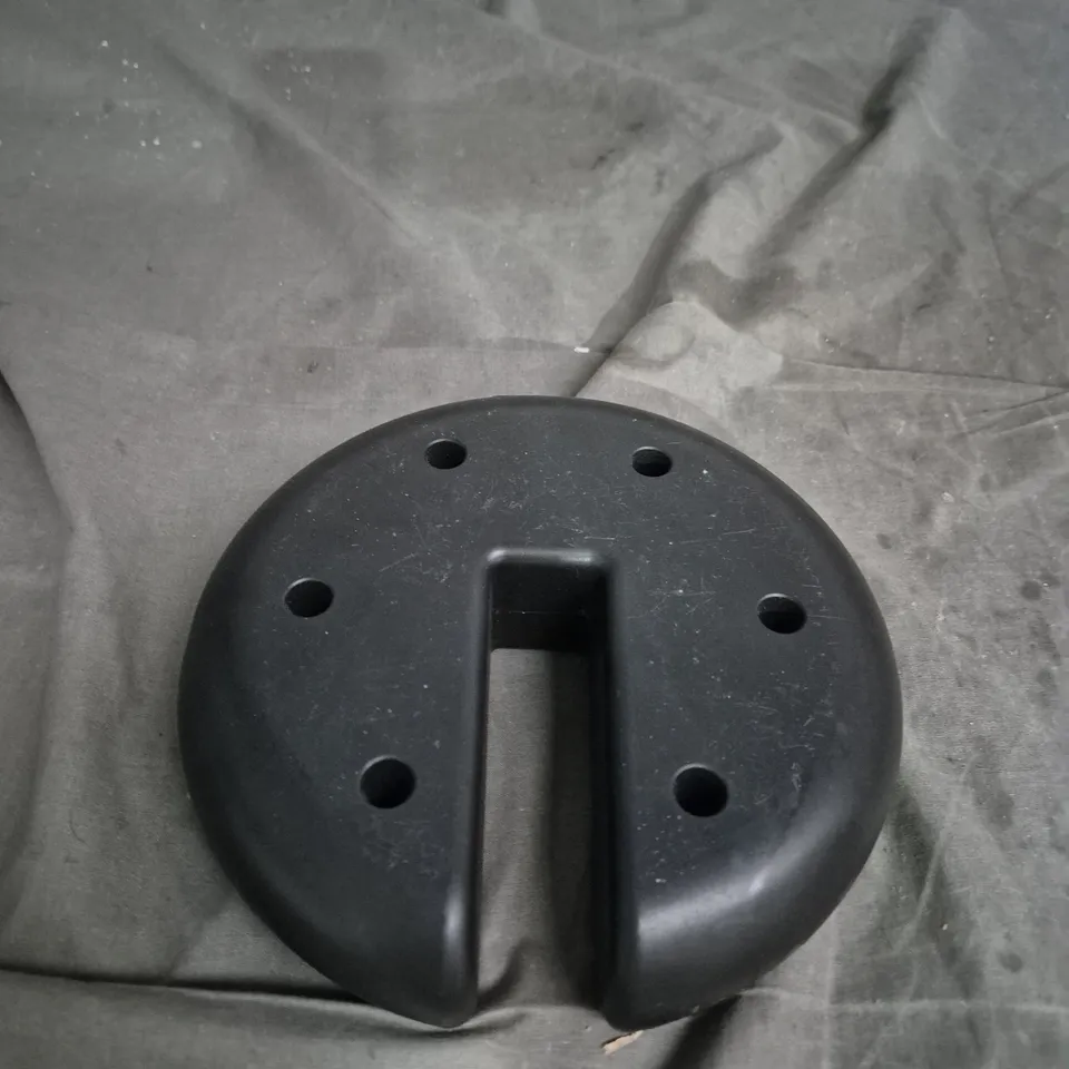 LOT OF 4 WEIGHTED PARASOL BASES BLACK
