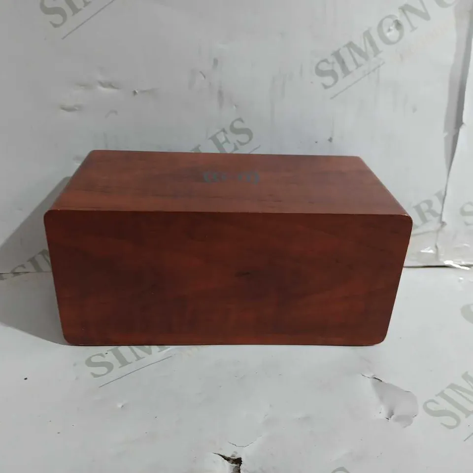 BLUETOOTH QI CHARGING ALARM CLOCK - WOODEN STYLE 