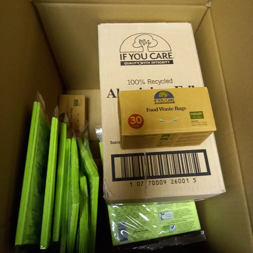 BOX OF APPROX 25 HOUSEHOLD GOODS TO INCLUDE SPONGE CLOTHS, PARCHEMENT PAPER AND FOOD WASTE BAGS ETC