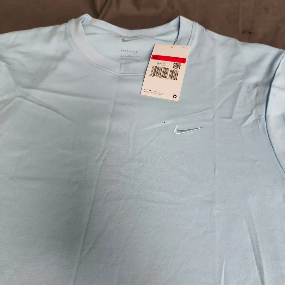 NIKE LOGO CASUAL TEE - LARGE