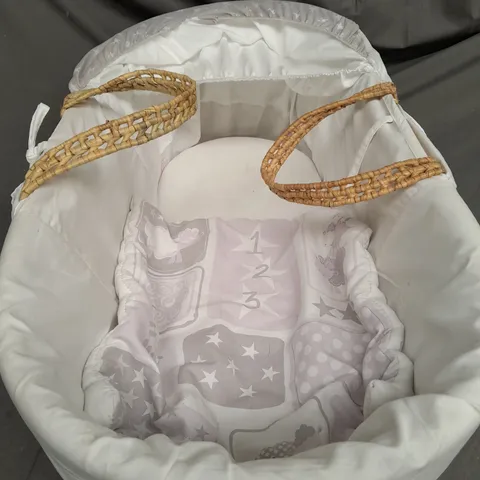 KINDER HANDMADE PALM MOSES BASKET - COLLECTION ONLY