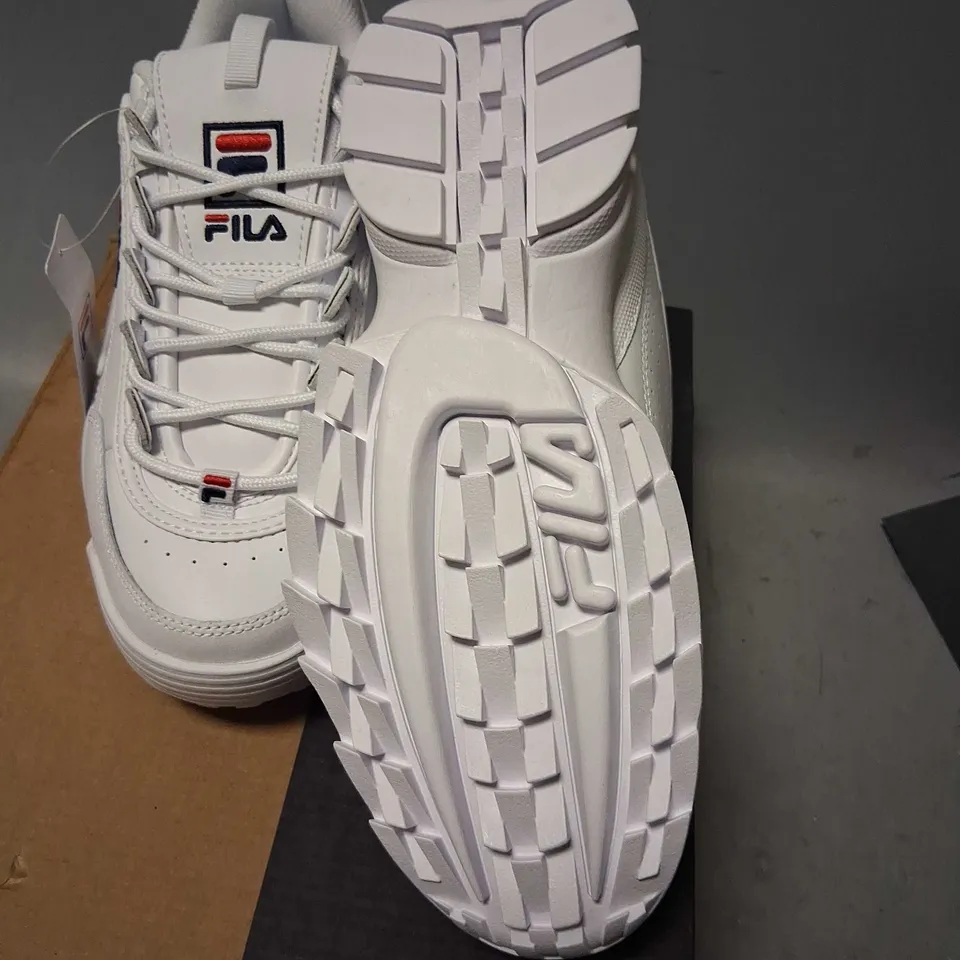 BOXED FILA DISRUPTOR II PREMIUM SIZE 7.5