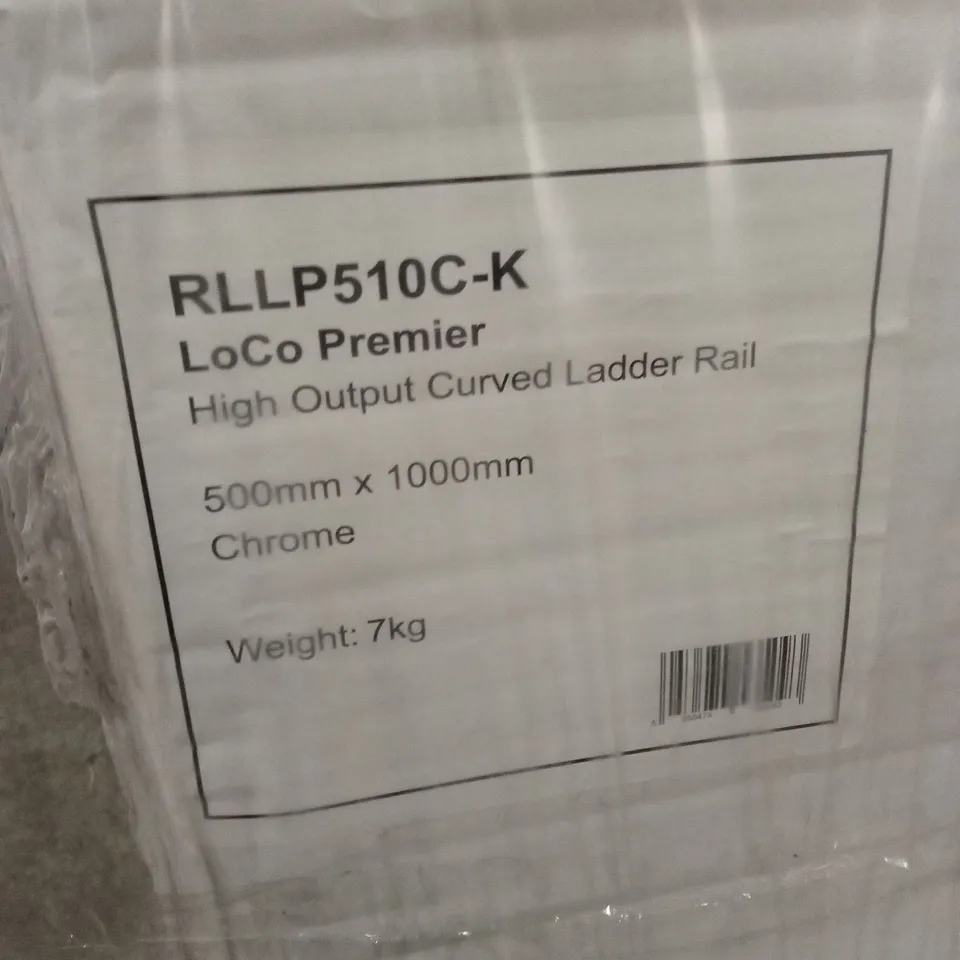 BOXED LOCO PREMIER HIGH OUTPUT CURVED LADDER TOWEL RADIATOR, CHROME - 500 x 1000mm