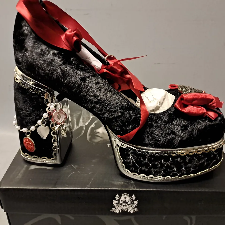 BOXED KOI THE COLD ONES MIDNIGHT VELVET ORNATE HEELS - UK 11