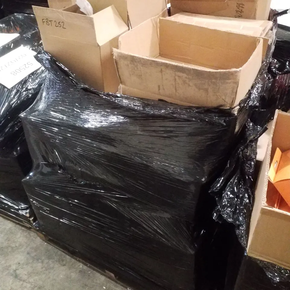 PALLET CONTAINING ASSORTED ASSORTED ELECTRICAL PRODUCTS INCLUDING BROADBAND 4 WAP TAPS, 1.5M TRIPLE PHONO CABLES & LABGEAR 2 WAY TAPS