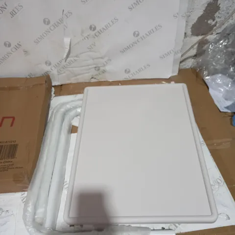 BOXED CAPRICAN TABLE MATE