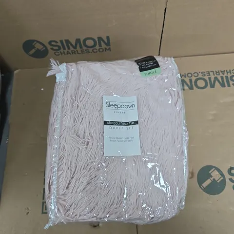 SLEEPDOWN FINEST SHAGGY FAUX FUR DUVET SET, SINGLE, 135CM X 200CM (INCLUDES 1 PILLOWCASE)
