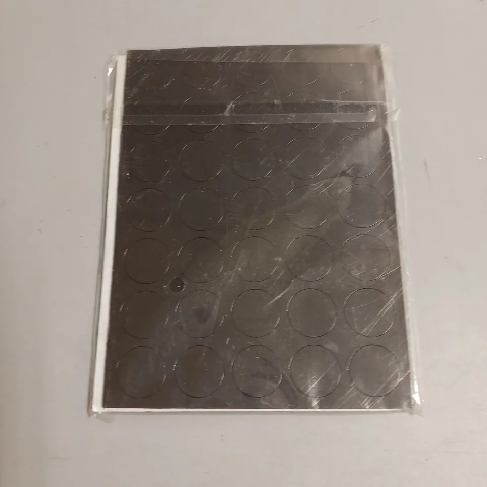 GAUDER MAGNETIC PLATES FOR WALL ADHESION