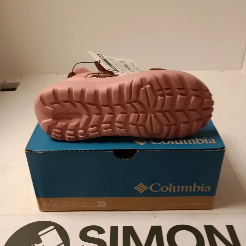 BOXED PAIR OF COLUMBIA PEAKFREAK ROAM SANDALS IN PINK - UK 4