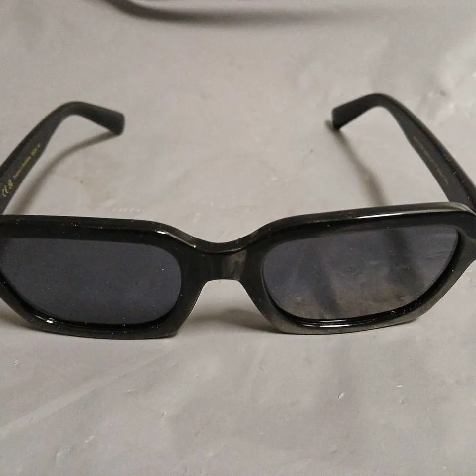 BOXED PAIR OF MELLER BLACK FRAMED GLASSES