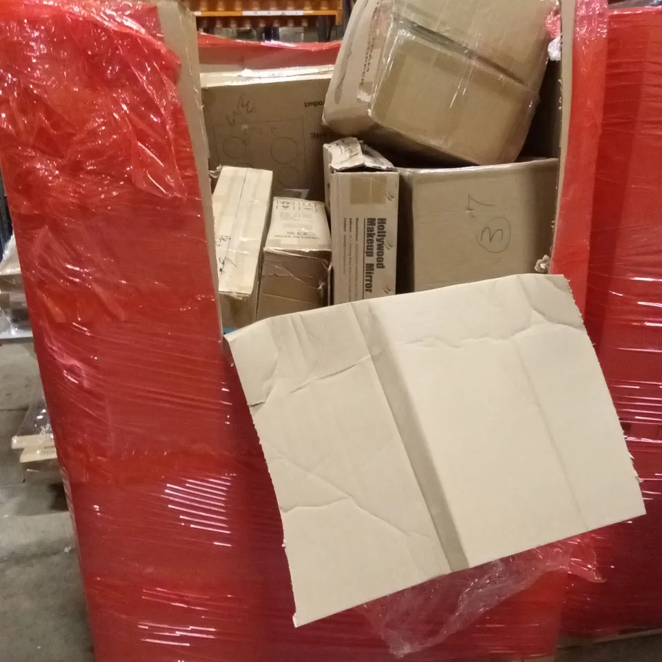 PALLET OF ASSORTED ITEMS TO INCLUDE: COOKER HOOD, HOLLYWOOD MAKEUP MIRROR, IRONING BOARD, MATTRESS TOPPER ETC
