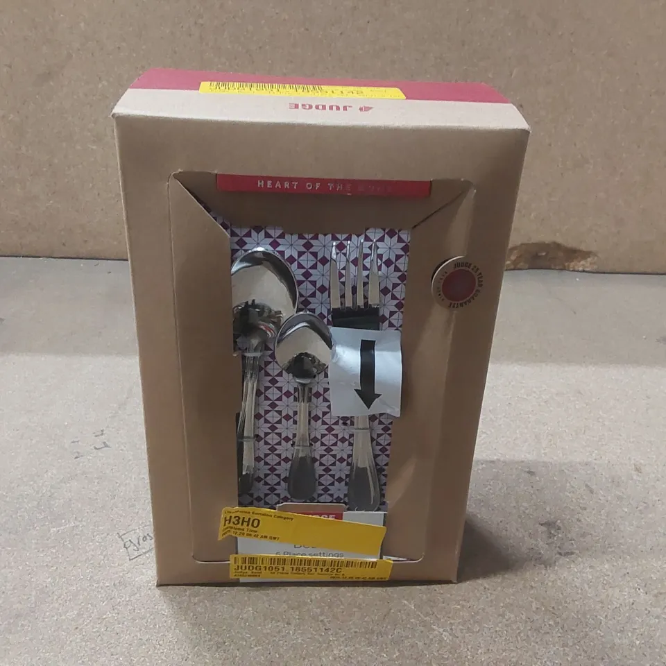 BOXED JUDGE BEAD APPROXIMATELY 44 PIECE CUTLERY SET