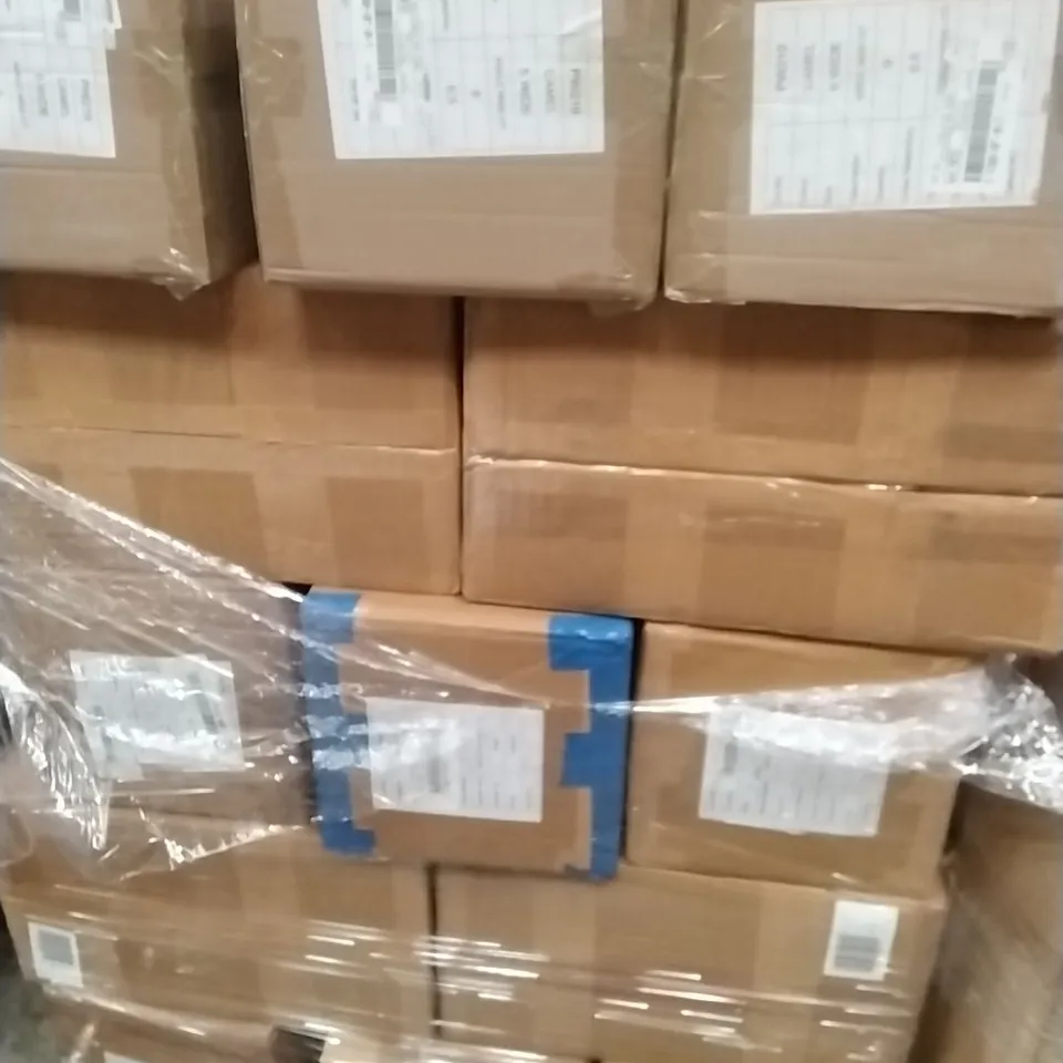 PALLET CONTAINING APPROXIMATELY 95 WOMEN'S DESIGNER SHOES WHICH INCLUDE; JD WILLIAMS BOOTS, HEELS ETC