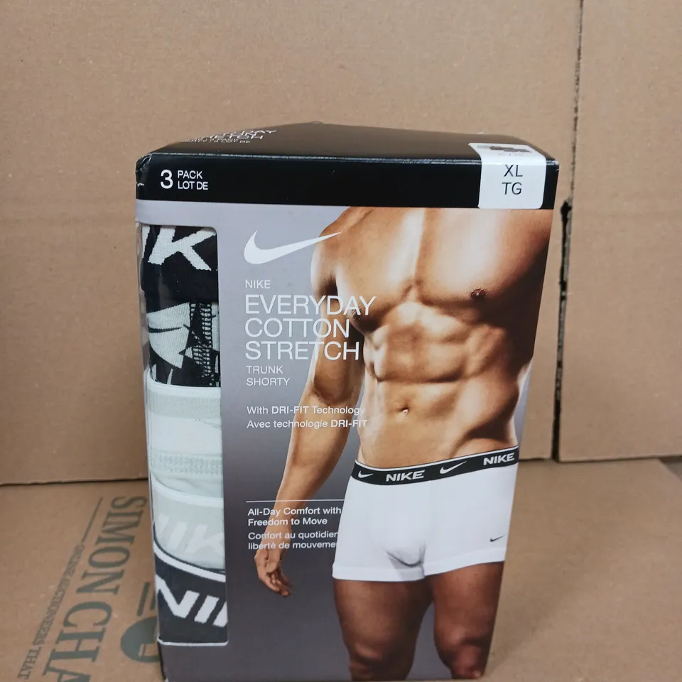 NIKE 3PK TRUNK BOXERS- MULTI - SIZE XL RRP £36